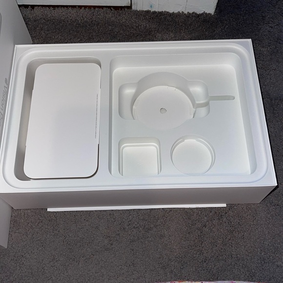 Apple Vision Pro EMPTY BOX - Picture 2 of 5